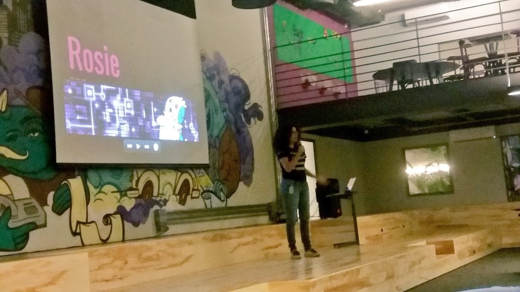 olha eu falando no palco da nubank